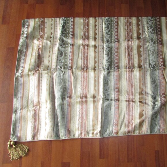 Satin and Jacquard Decorative Throw - Custom Made - Picture 2 of 10